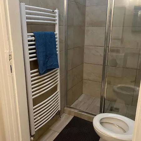 Ground Floor Den Apartmán Praha