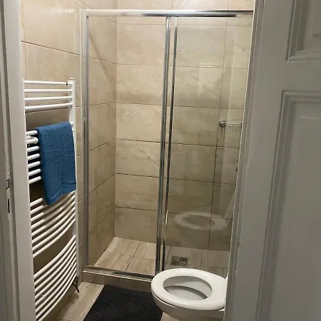 Apartmán Ground Floor Den *