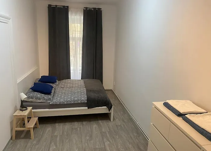 Ground Floor Den Apartman Prága