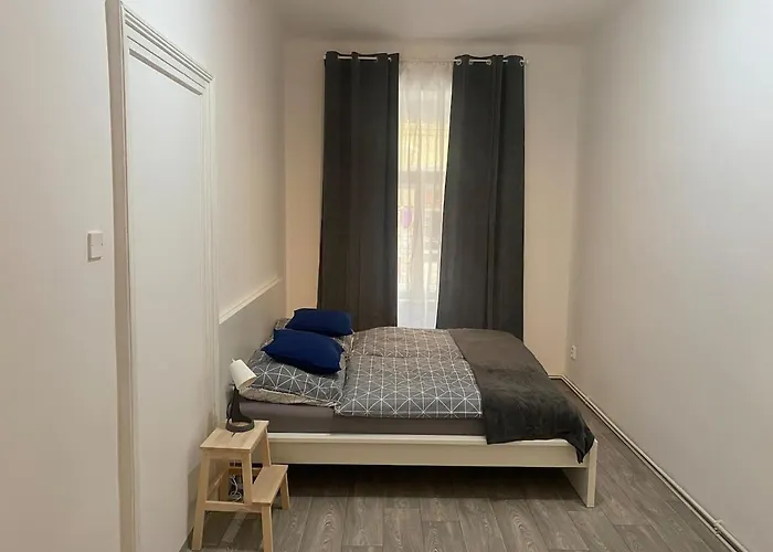 Appartement Ground Floor Den Praag