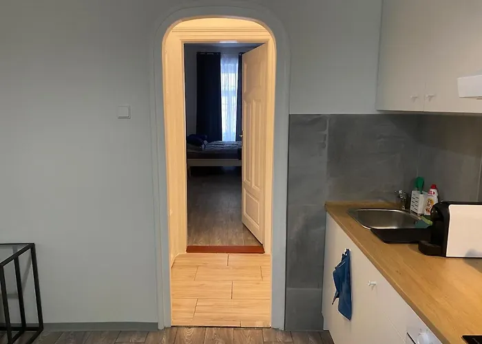Ground Floor Den